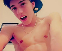 Free Horny Twink BF s3
