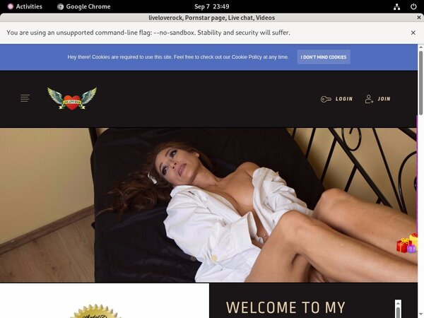 Liveloverock.modelcentro.net Site Rip Url